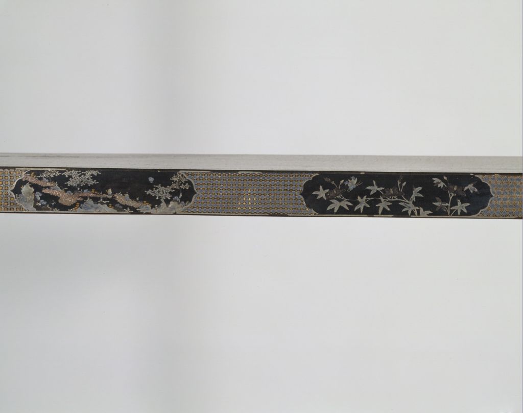 图片[2]-Kangxi style black lacquer inlaid with soft mother-of-pearl and gold and silver pieces, landscape flower pattern bookshelf-China Archive